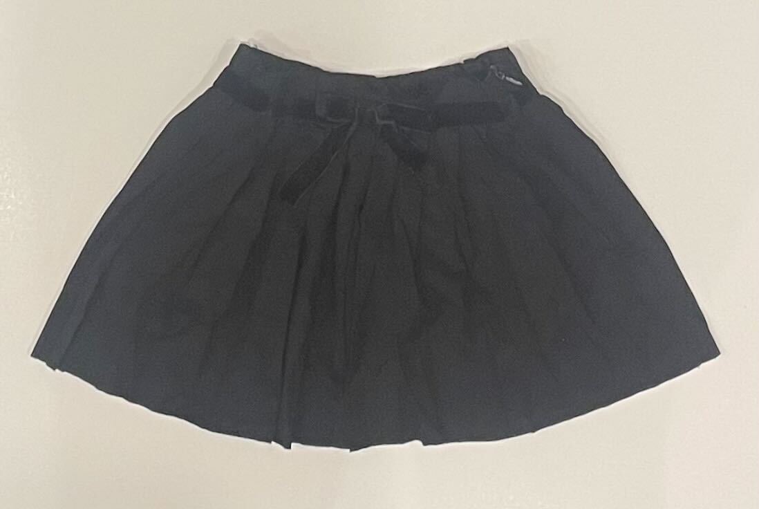 ELASTIC BLACK SKIRT W/ BLACK BOW