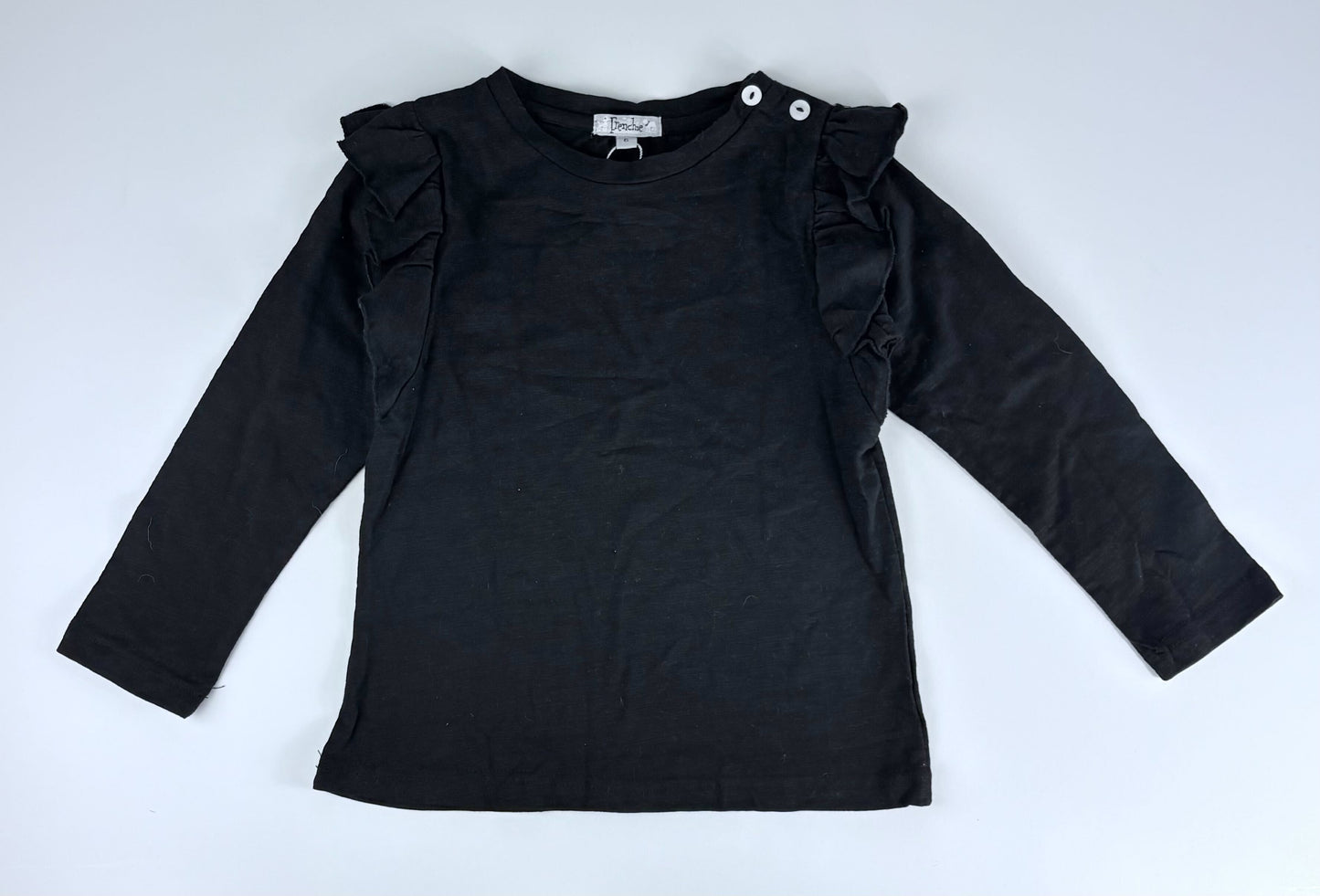 BLACK LONG SLEEVE FLUTTER TEE
