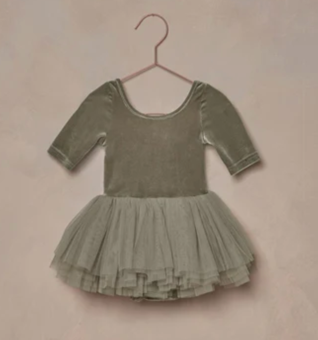 THEA TUTU || PINE