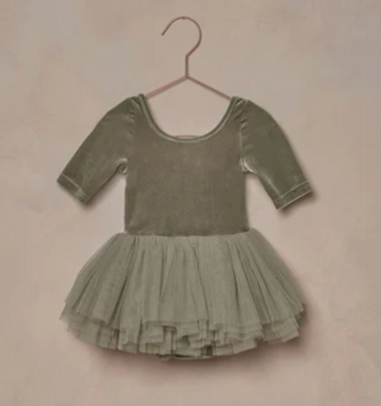 THEA TUTU || PINE