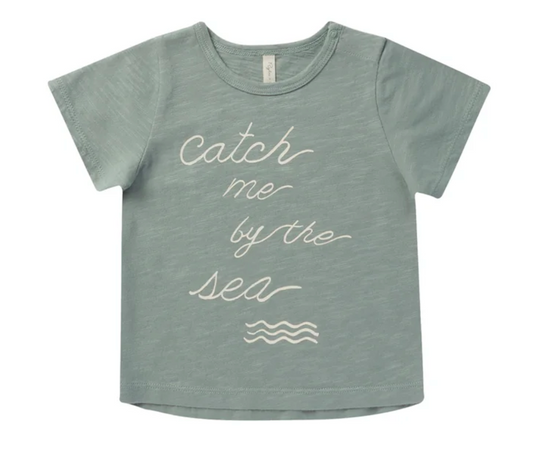 basic tee || catch me by the sea