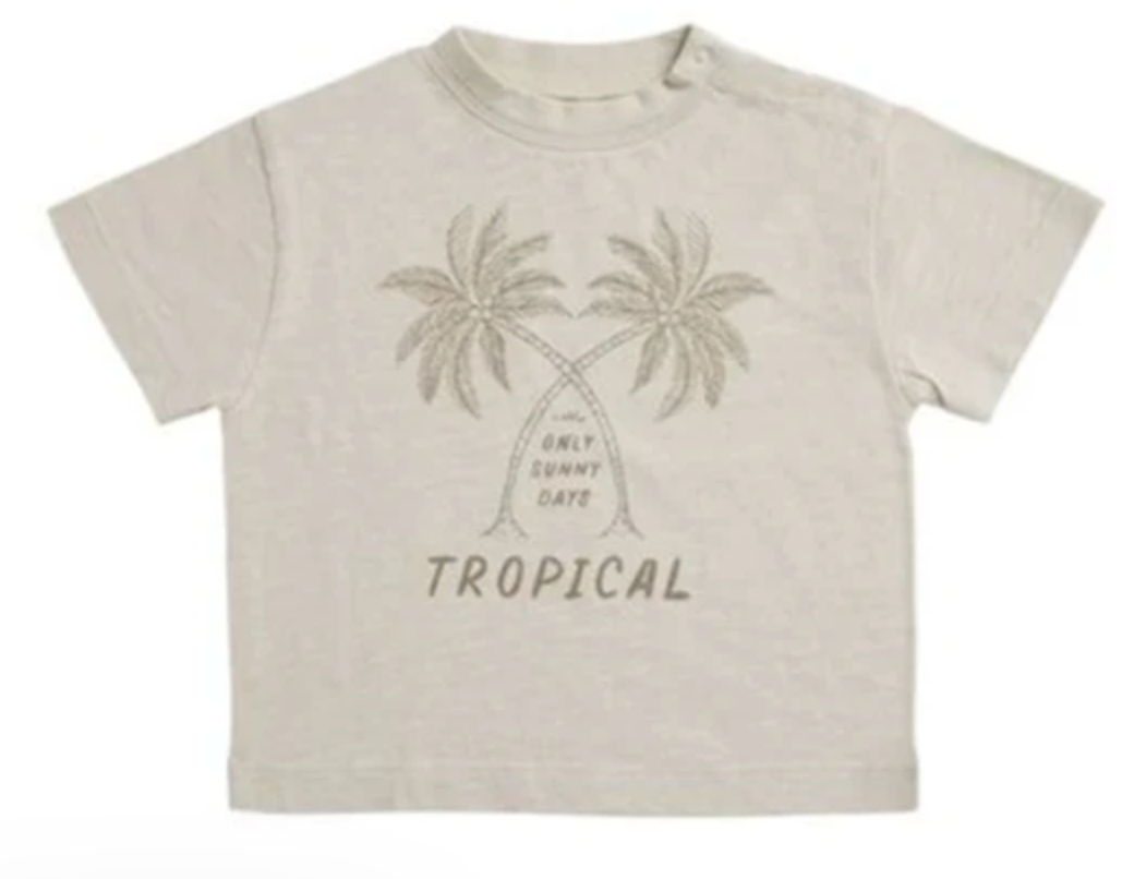 relaxed tee || sunny days