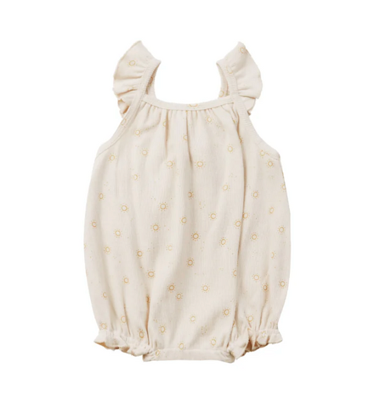 ribbed ruffle romper || suns