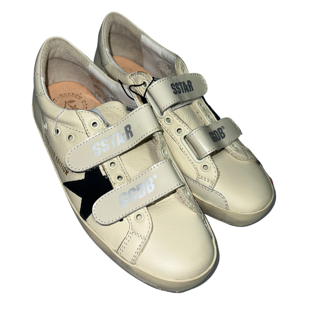 GOLDEN GOOSE