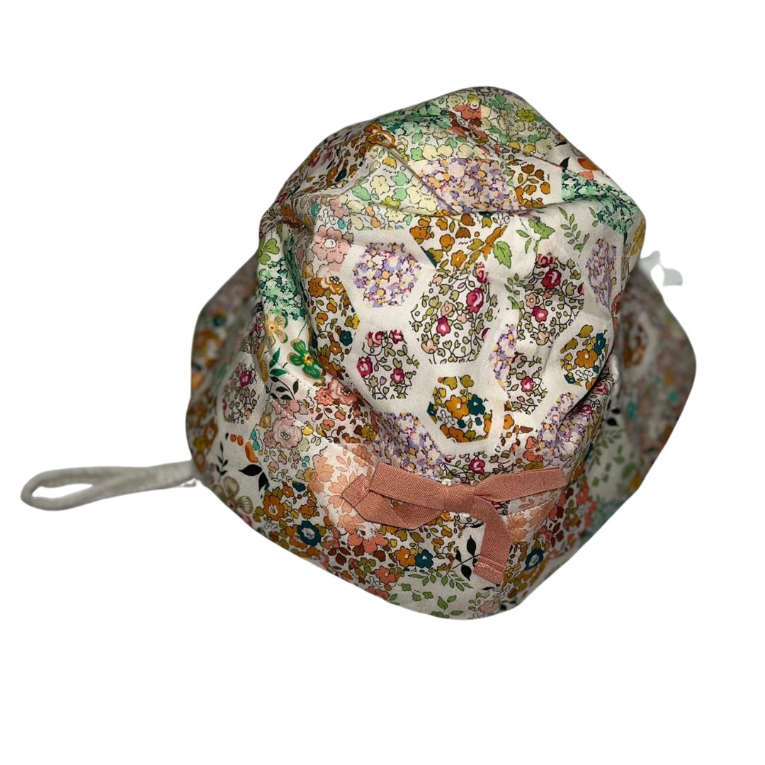 MULTIFLORAL HAT